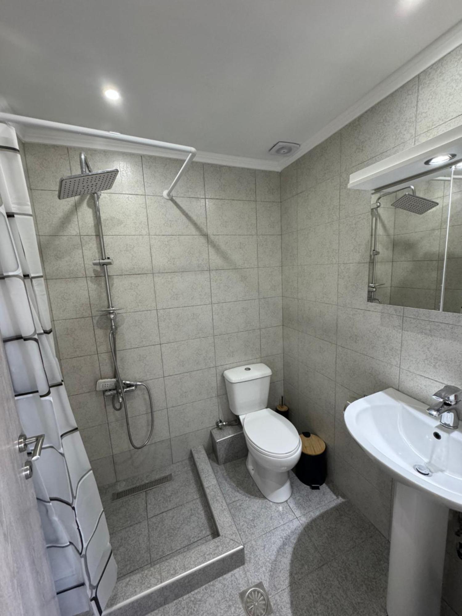 Adoniss Apartmentss Paralia Dionysiou Dış mekan fotoğraf